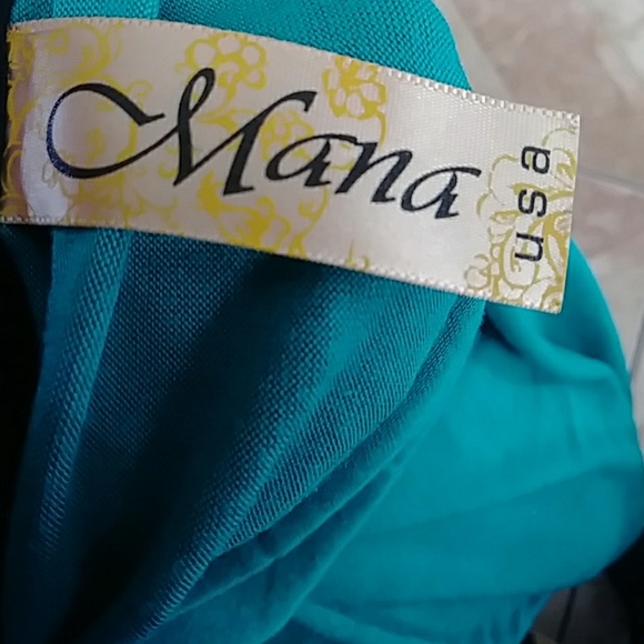 3 for $25  Mana Love top - Picture 3 of 3